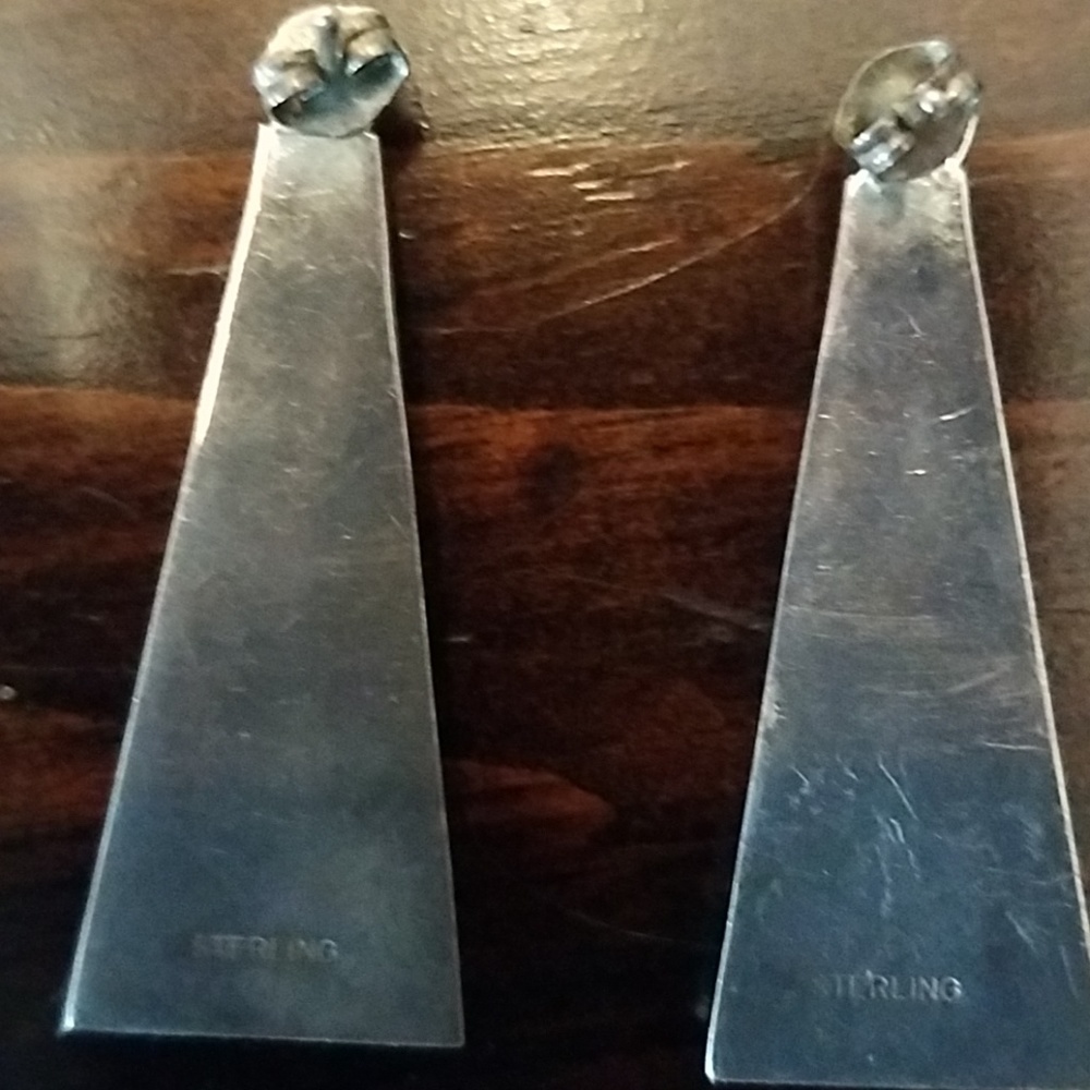 Earrings - Picture 2 of 3